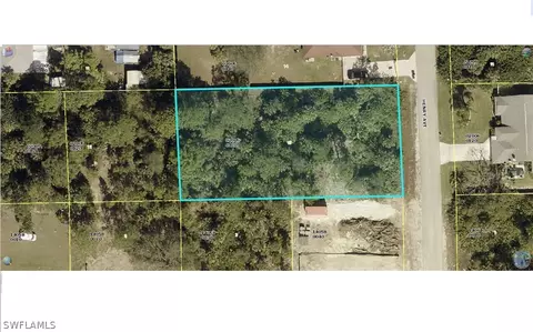 401 Henry Ave, Lehigh Acres, FL 33936