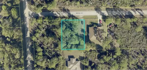 918 Broad St E, Lehigh Acres, FL 33974