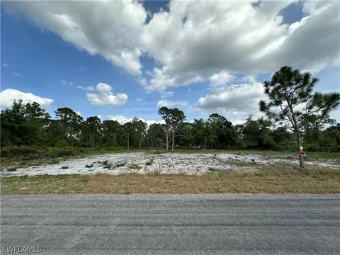 1760 Pine Ave, Lehigh Acres, FL 33972