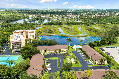 7115 Lakeridge Ct # 215, Fort Myers, FL 33907