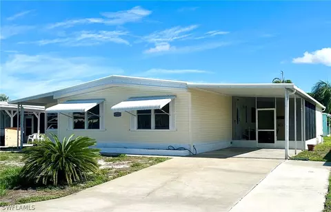 26050 Kings Rd, Bonita Springs, FL 34135