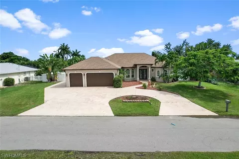 908 SE 29th Ter, Cape Coral, FL 33904