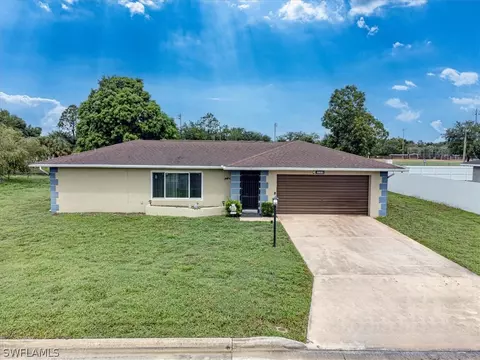 234 Ground Dove Cir, Lehigh Acres, FL 33936