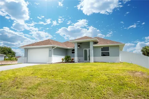 4212 30th St SW, Lehigh Acres, FL 33976