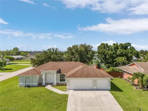 2222 SE 6th St, Cape Coral, FL 33990