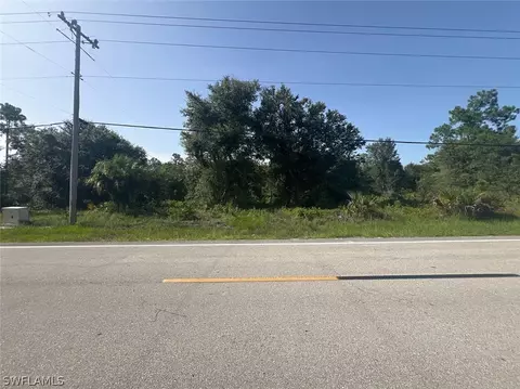 1104 E 10th St, Lehigh Acres, FL 33972 photo 3