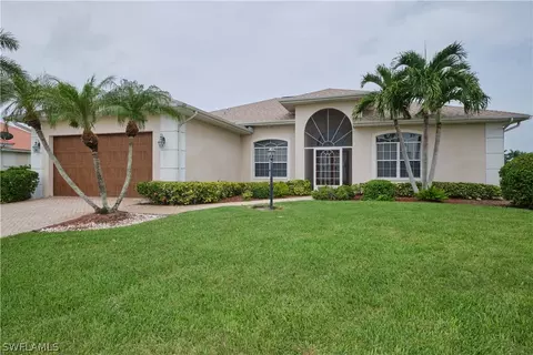 11911 King James Ct, Cape Coral, FL 33991