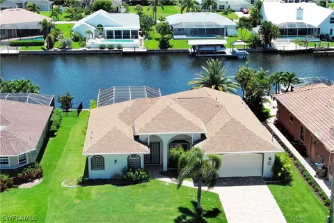 4001 SW 25th Ct, Cape Coral, FL 33914