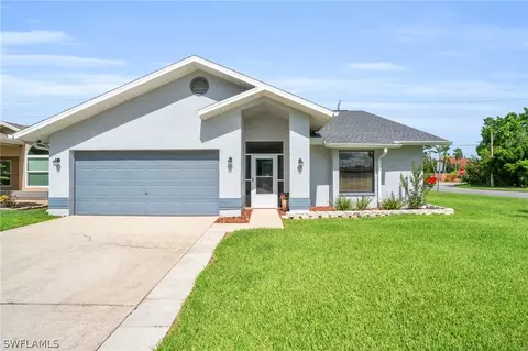 13090 Regent Cir, Fort Myers, FL 33966