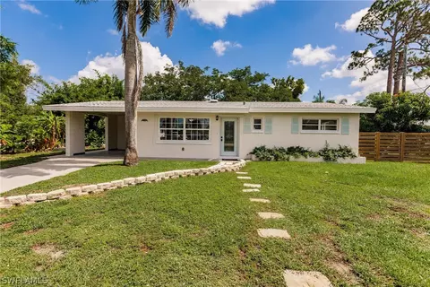 1705 Oakley Ave, Fort Myers, FL 33901