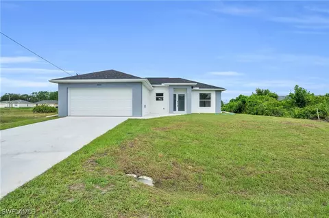 3018 2nd St W, Lehigh Acres, FL 33971