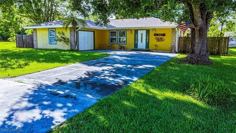 13314 Fourth St, Fort Myers, FL 33905