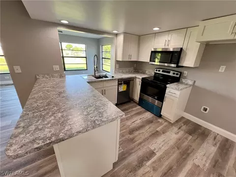 220 Highview Ave, Lehigh Acres, FL 33936