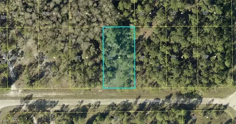 429 Scottsdale St, Lehigh Acres, FL 33974