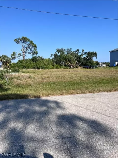 Undisclosed, Cape Coral, FL 33993