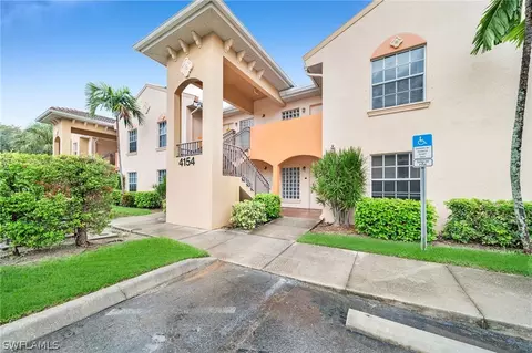 4154 Castilla Cir #104, Fort Myers, FL 33916