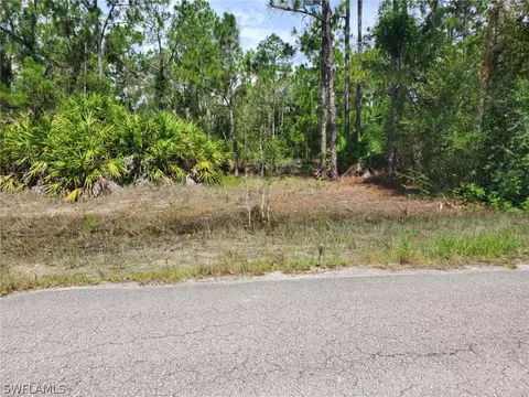 842 Glen Coy Ave, Lehigh Acres, FL 33974
