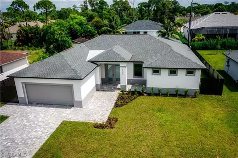 4560 Sierra Ln, Bonita Springs, FL 34134