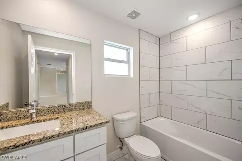8032 Grove Ct, Labelle, FL 33935 photo 17