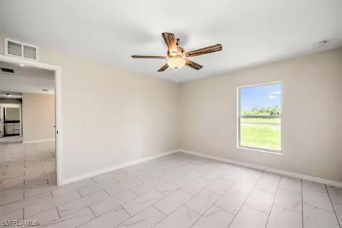 8032 Grove Ct, Labelle, FL 33935 photo 12