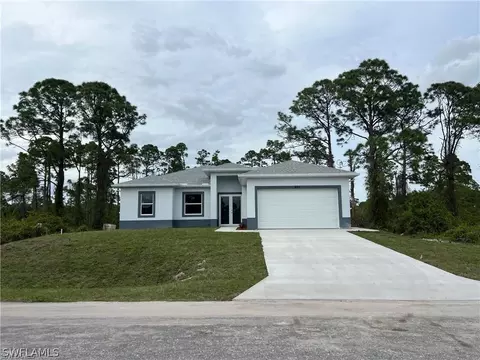 2604 38th St W, Lehigh Acres, FL 33971