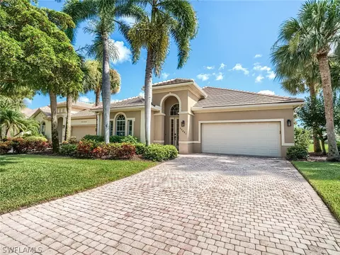 23021 Tree Crest Ct, Bonita Springs, FL 34135