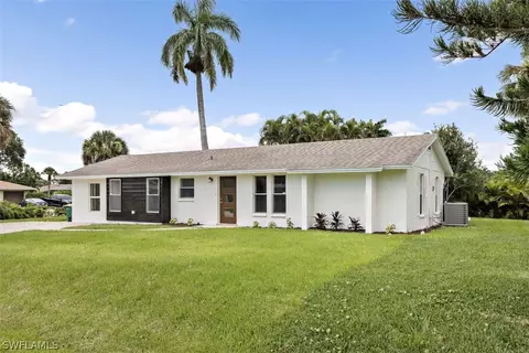 4639 Parrot Ave, Naples, FL 34104 photo 2