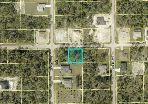 1205 W 11th St, Lehigh Acres, FL 33972