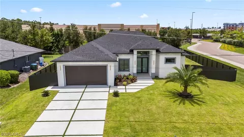 324 NW 1st St, Cape Coral, FL 33993