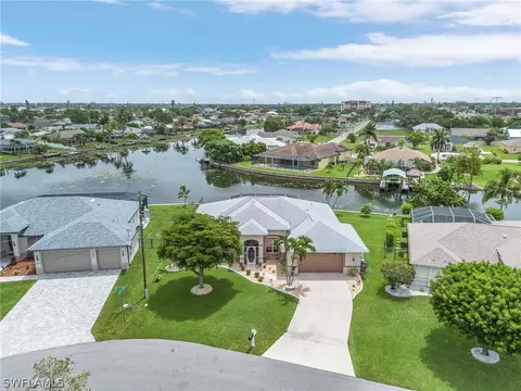 403 SE 13th Ave, Cape Coral, FL 33990