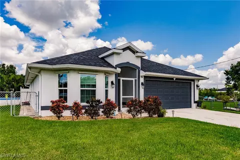 1009 Agnes Ave, Lehigh Acres, FL 33971