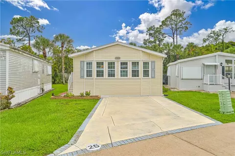 10849 Ani Cir, Estero, FL 33928 photo 8