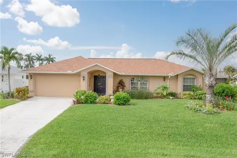 238 SW 44th Ter, Cape Coral, FL 33914