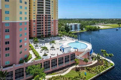 2745 1st St #403, Fort Myers, FL 33916