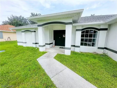 1836 Jovita Ave, Lehigh Acres, FL 33972