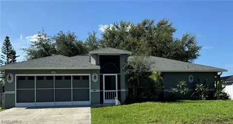1308 SW 7th Ter, Cape Coral, FL 33991