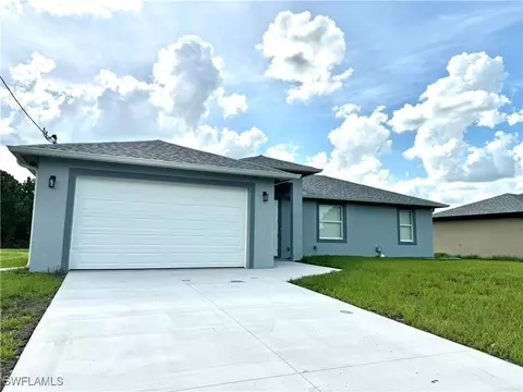 954 Genoa Ave S, Lehigh Acres, FL 33974