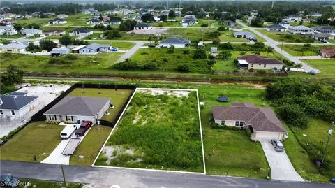 4107 30th St SW, Lehigh Acres, FL 33976