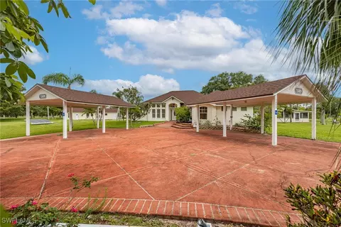 1389 Ivan Blvd, Labelle, FL 33935 photo 2