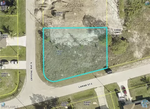 821 Crystal Ave S, Lehigh Acres, FL 33974