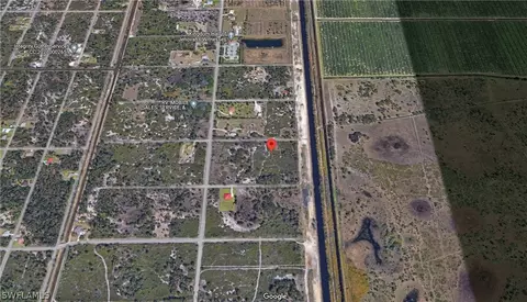 7537 3rd Pl, Labelle, FL 33935 photo 8