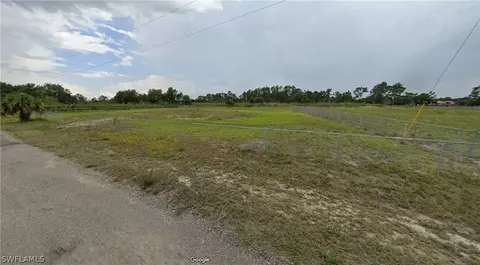 7537 3rd Pl, Labelle, FL 33935