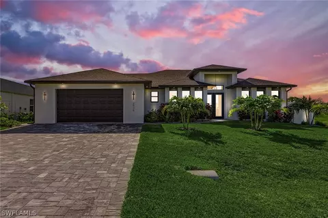 2525 SW 17th Pl, Cape Coral, FL 33914
