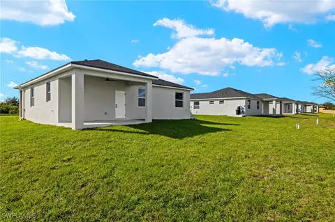 367 Pinehurst Ave, Lehigh Acres, FL 33974 photo 13