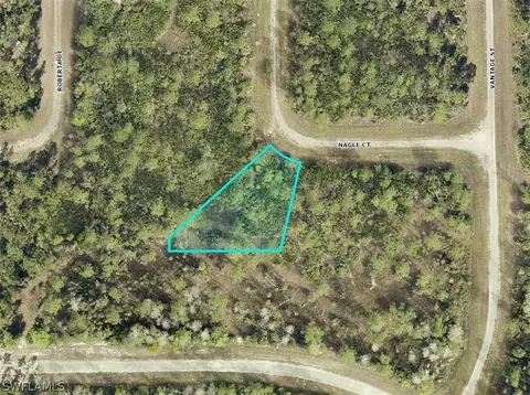 307 Nagle Ct, Lehigh Acres, FL 33972