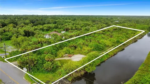 2584 28th Ave SE, Naples, FL 34117