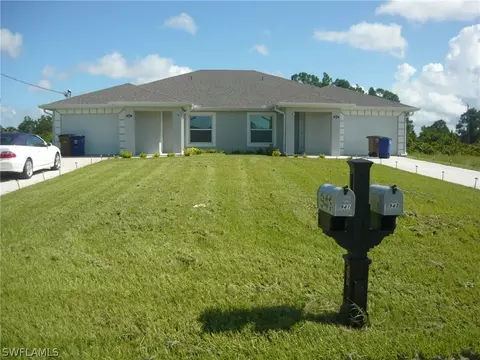 941-943 Jaguar Blvd, Lehigh Acres, FL 33974