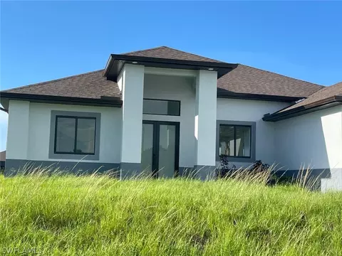 2215 NW 25th St, Cape Coral, FL 33993