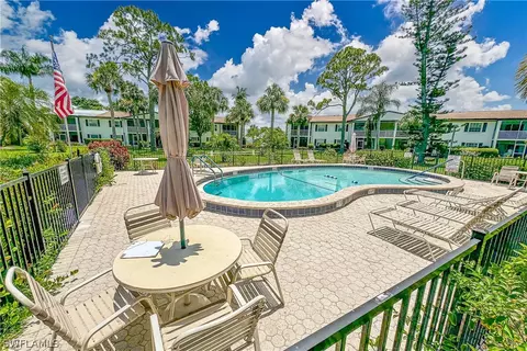 7001 New Post Dr #5, North Fort Myers, FL 33917