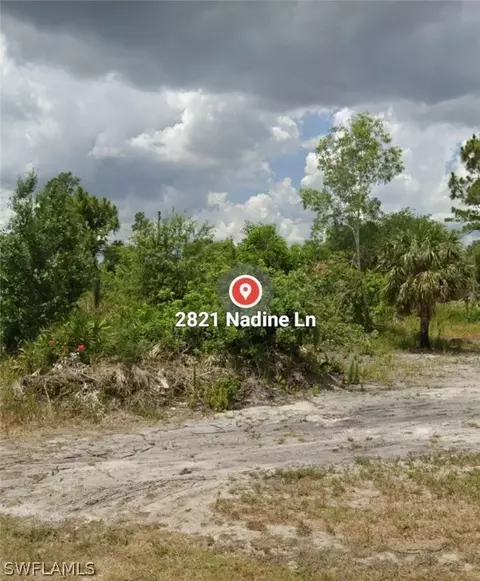 2821 Nadine Ln, Lehigh Acres, FL 33971